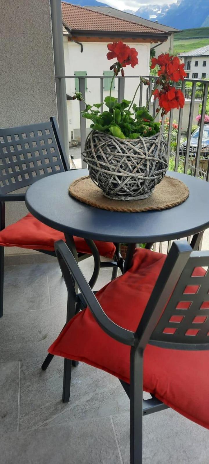 Orizzonti D'Anaunia Aparthotel Tassullo Exterior foto