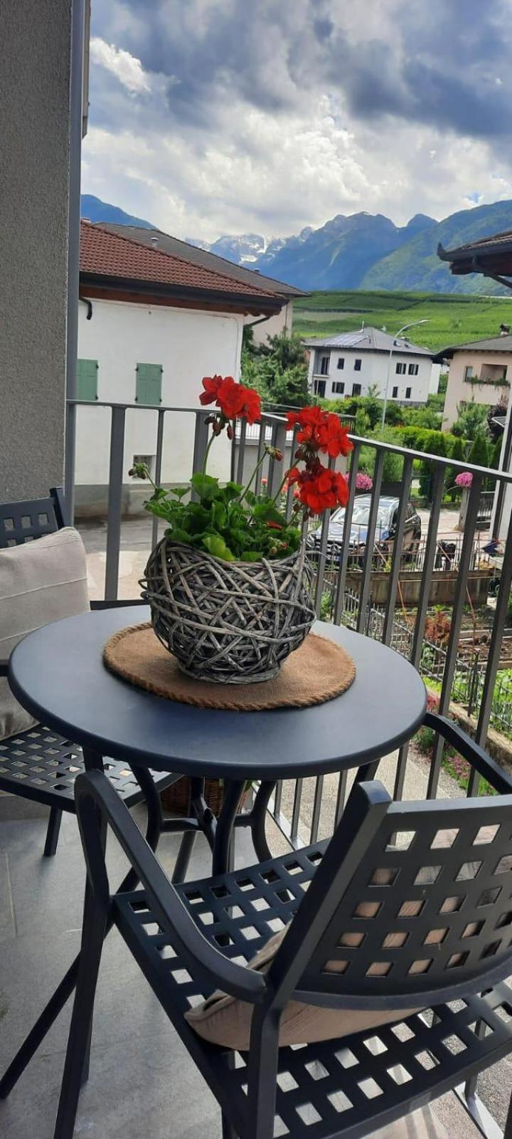 Orizzonti D'Anaunia Aparthotel Tassullo Exterior foto